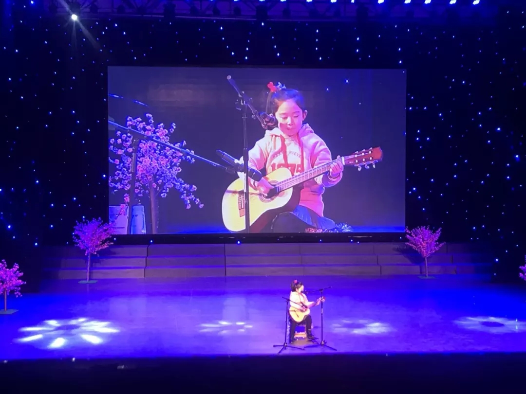 8868体育艾普喷涂机器人