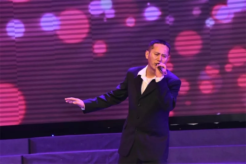 8868体育艾普喷涂机器人